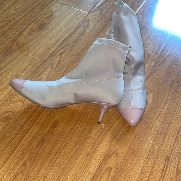 EUC Nanette lepton womens heels size 8.5​​​​​​​​ - Picture 3 of 9